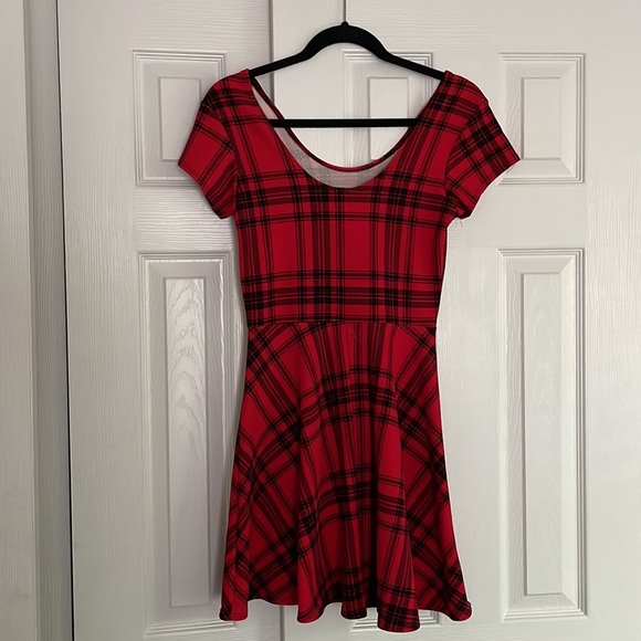 Red plaid A line mini dress - Picture 2 of 3